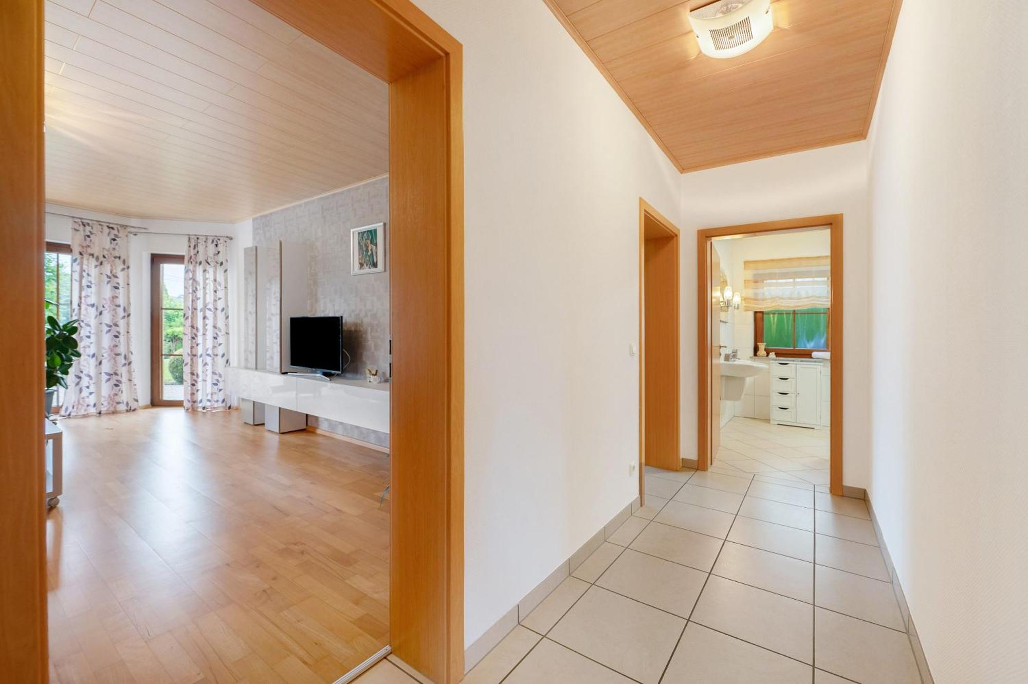 Lora Apartment *