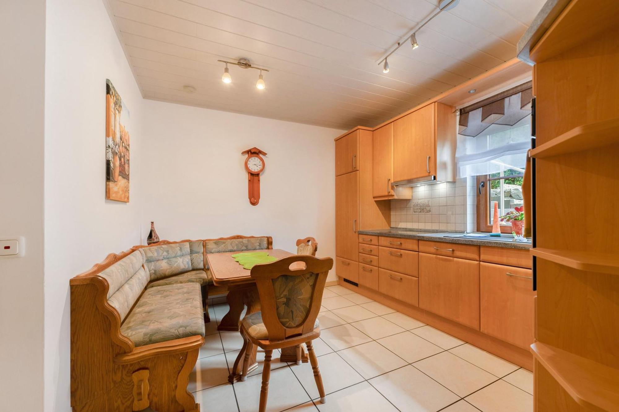 Lora Apartment